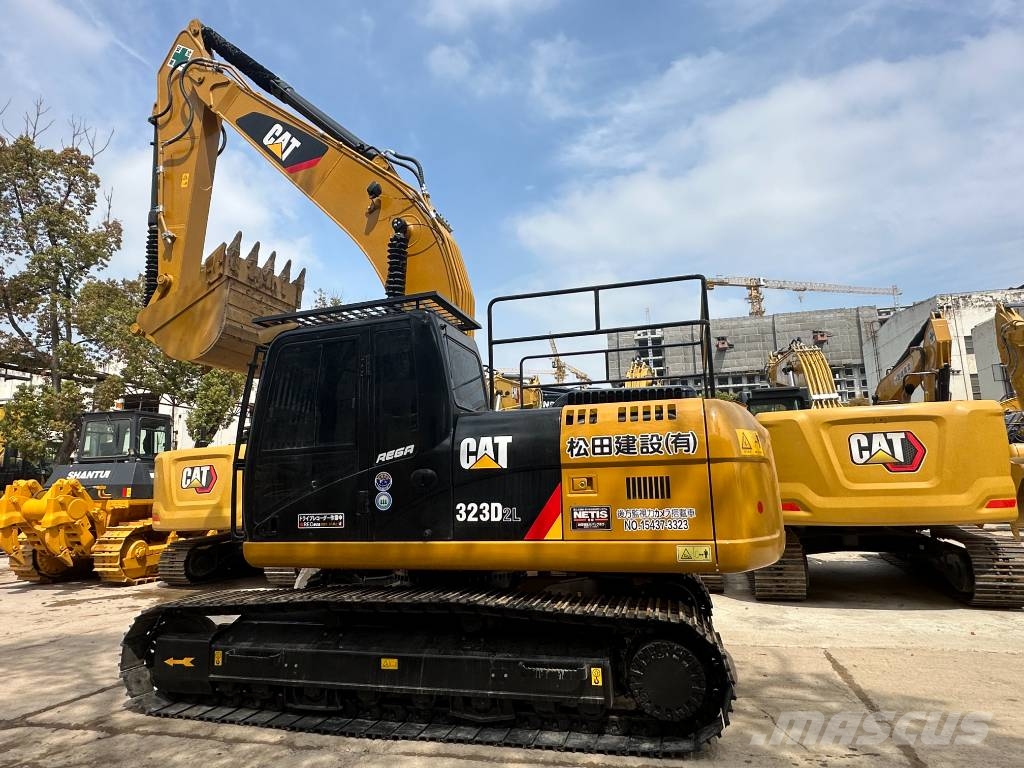 CAT 323D2L 3000 units excavators in stock Lánctalpas kotrók