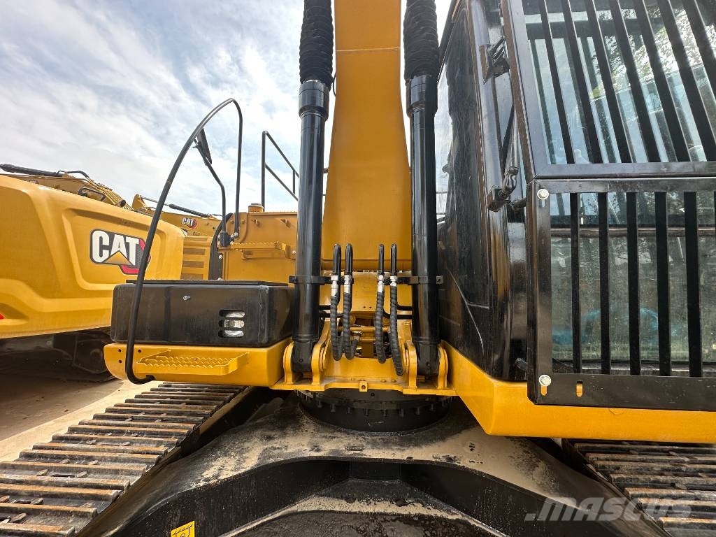 CAT 323D2L 3000 units excavators in stock Lánctalpas kotrók