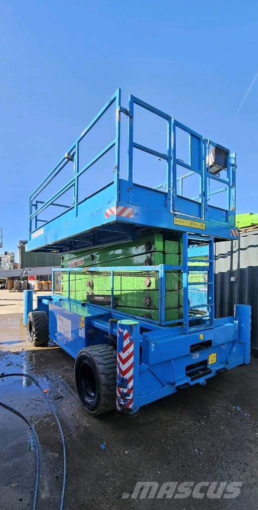 Holland Lift HL220 D25 Saksilavat
