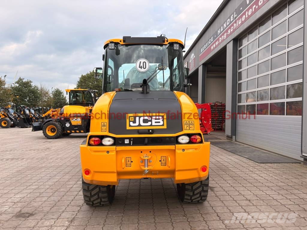 JCB 409 NEU 40 km/h Iekrāvēji uz riteņiem