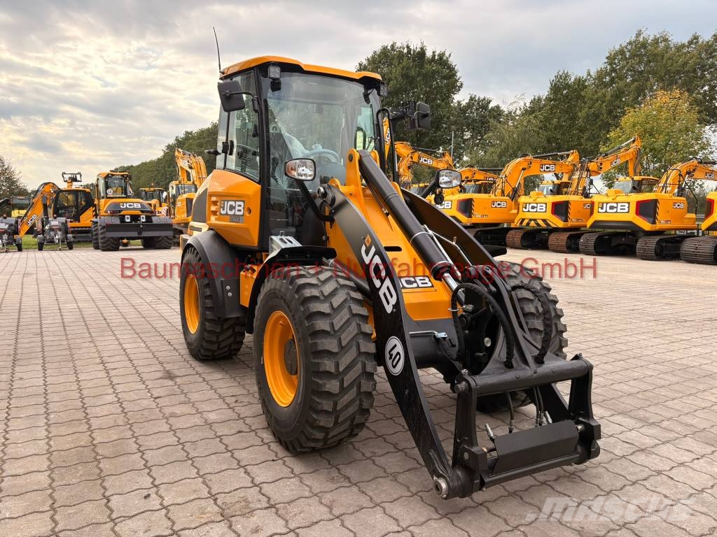 JCB 409 NEU 40 km/h Iekrāvēji uz riteņiem