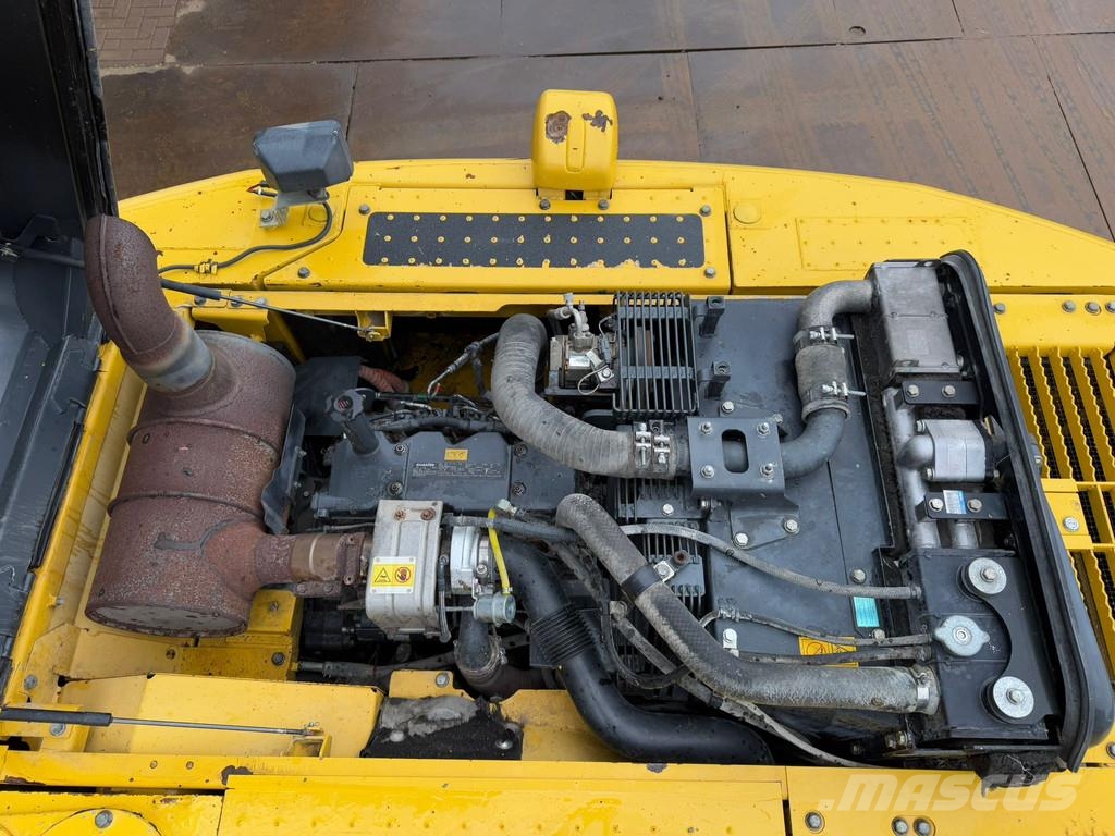 Komatsu HB215LC-1 HB Crawler excavators
