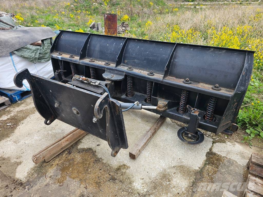 JCB 4 CX نصول