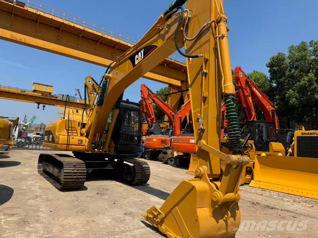 CAT 320 C 履带挖掘机