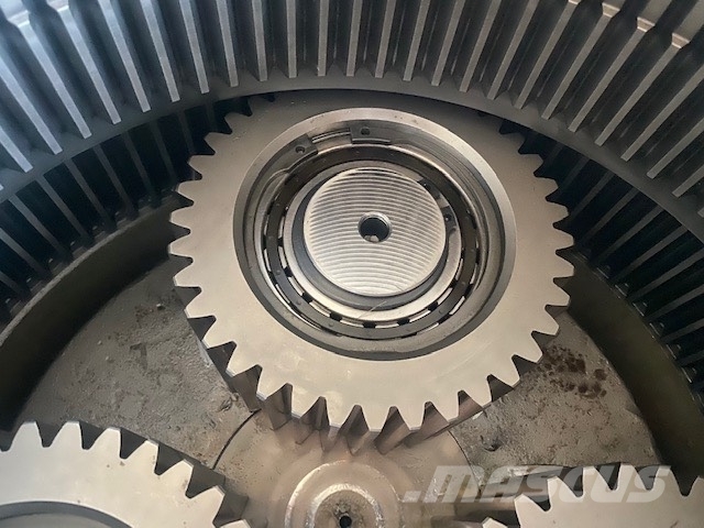 Liebherr R 974 B SAT 400/206 SWING GEAR Vaihteisto
