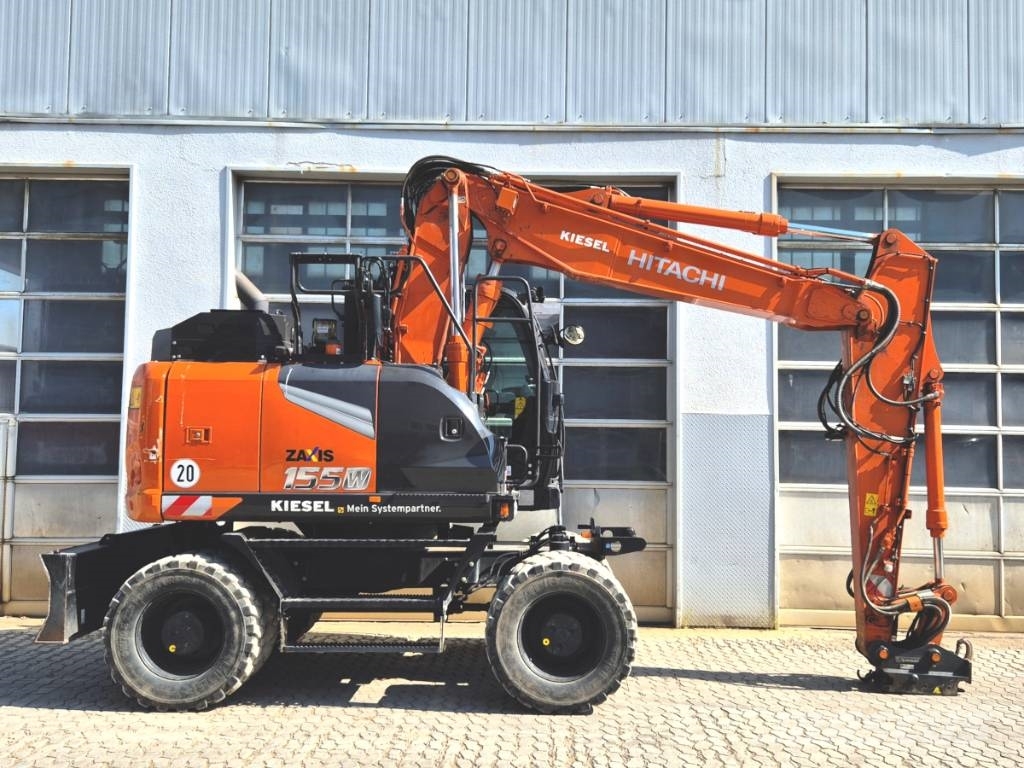 Hitachi ZX 155 W-7 Pyöräkaivukoneet
