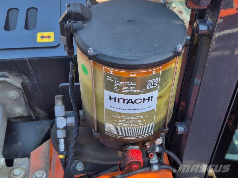 Hitachi ZX 155 W-7 Pyöräkaivukoneet