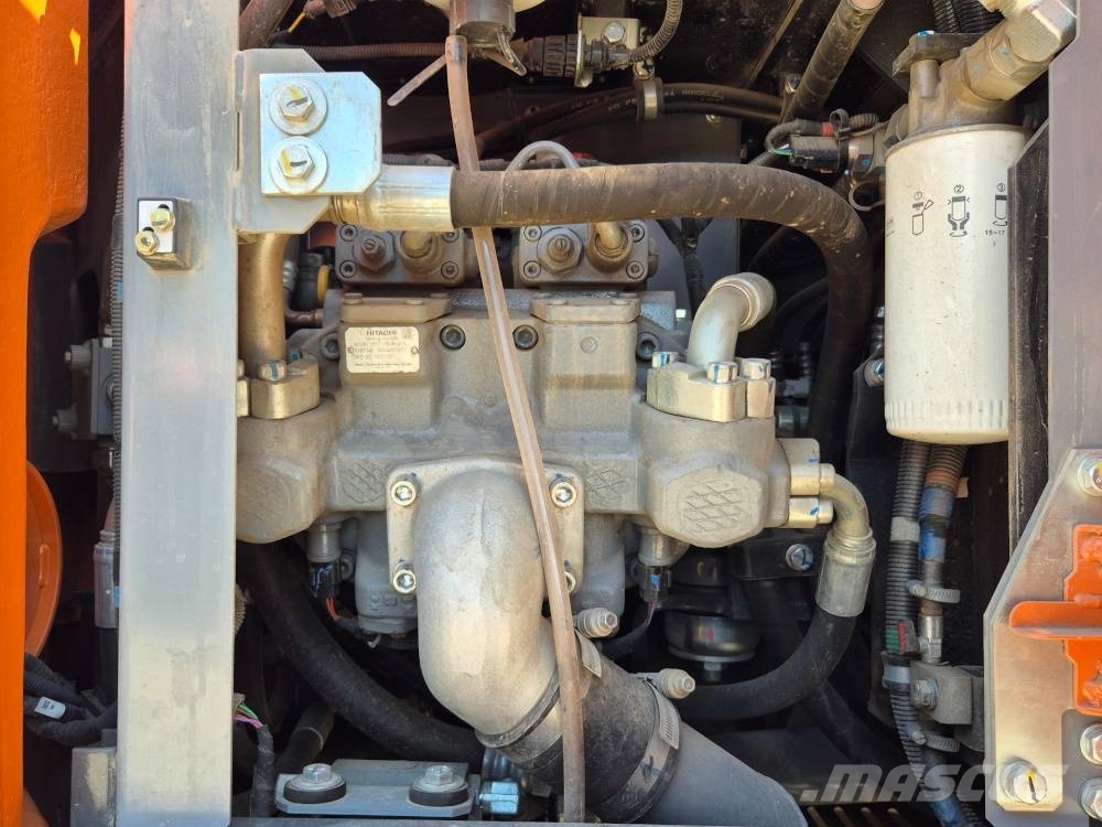Hitachi ZX 155 W-7 Pyöräkaivukoneet
