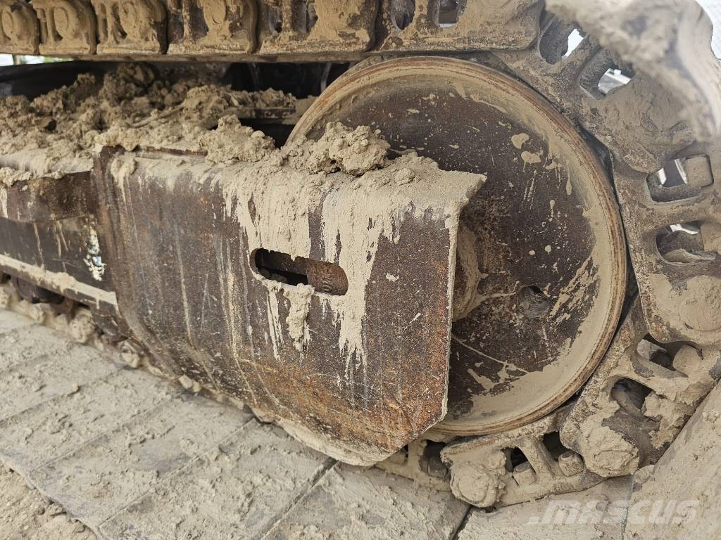 Hitachi ZX 135 US-3 Escavatori cingolati