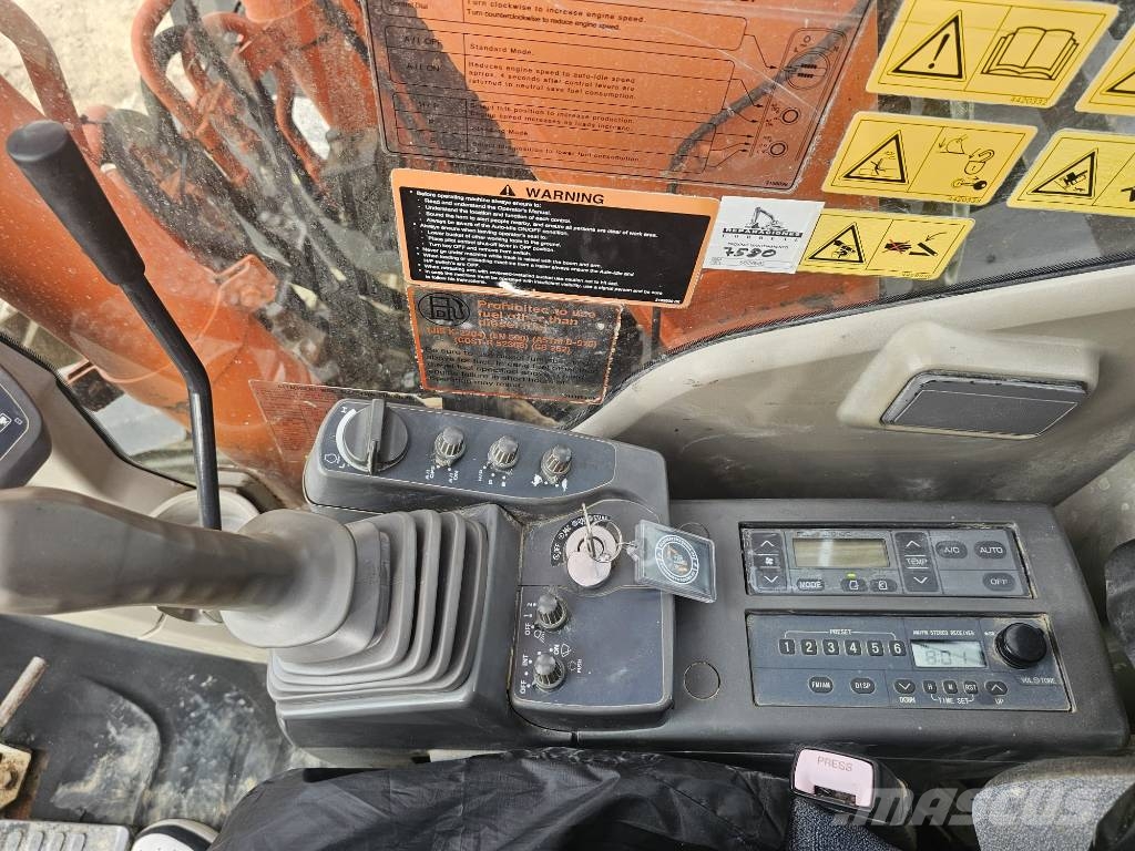 Hitachi ZX 135 US-3 Escavatori cingolati
