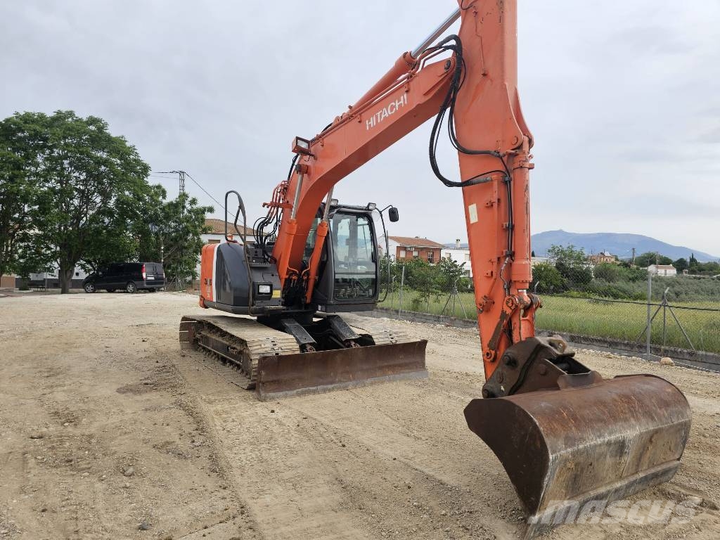 Hitachi ZX 135 US-3 Escavatori cingolati