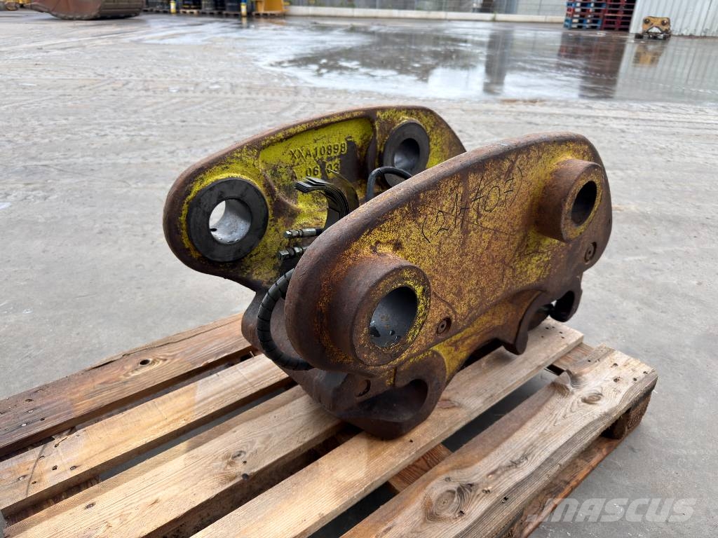 Miller Caterpillar M318D / 320D / 320E / 320F / 323D / 32 Quick connectors