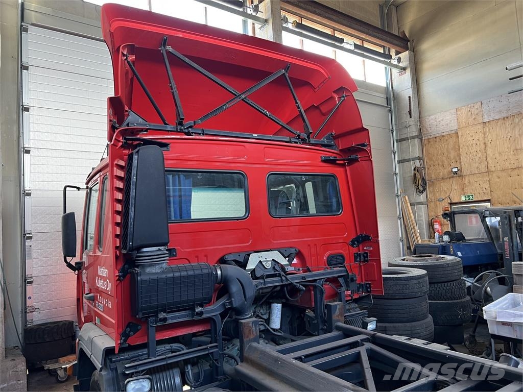 Volvo FL612 플랫베드/드롭사이드 트럭