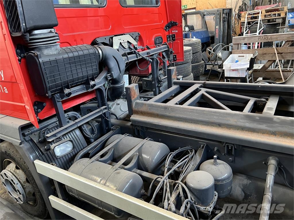Volvo FL612 플랫베드/드롭사이드 트럭