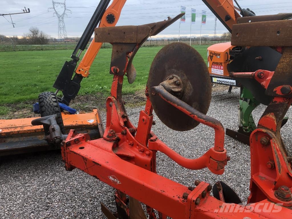 Kuhn Varimaster 121 Tegplogar