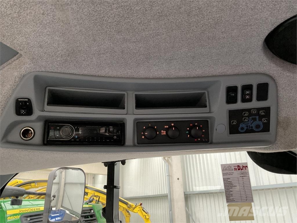 New Holland T7.315 AC トラクター