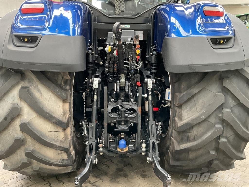 New Holland T7.315 AC トラクター
