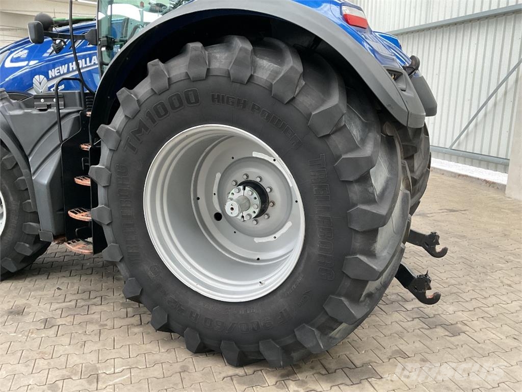 New Holland T7.315 AC トラクター