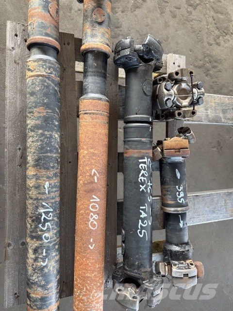 Terex TA 25 DRIVE SHAFT SET Akselit