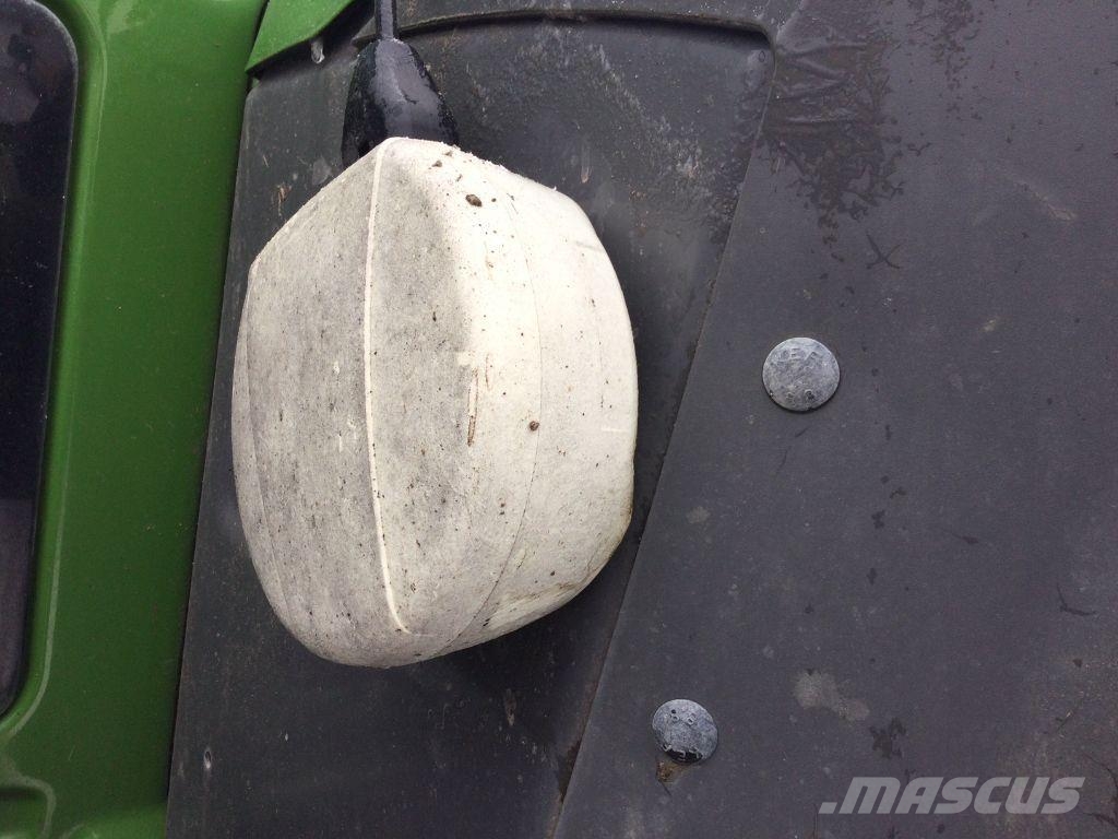 Fendt 824 VARIO PROFI トラクター
