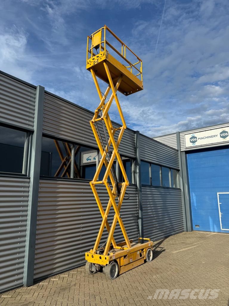 Haulotte Compact 8 Hoogwerker Schaarhoogwerker Schaarlift ( Saxliftar