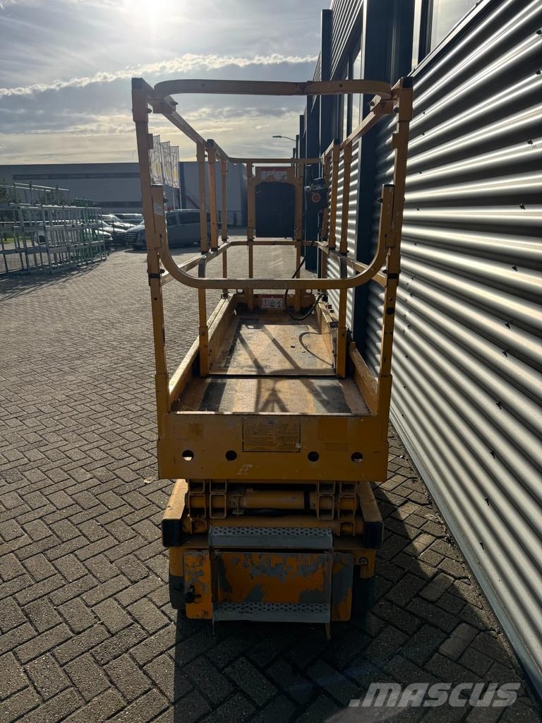 Haulotte Compact 8 Hoogwerker Schaarhoogwerker Schaarlift ( Saxliftar