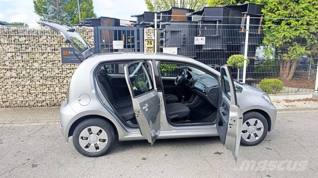 Volkswagen Club UPi 1.0, aus 1. Hand, Klima, PDC, HU neu Avtomobili
