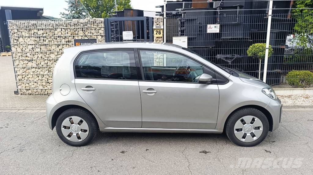 Volkswagen Club UPi 1.0, aus 1. Hand, Klima, PDC, HU neu Avtomobili