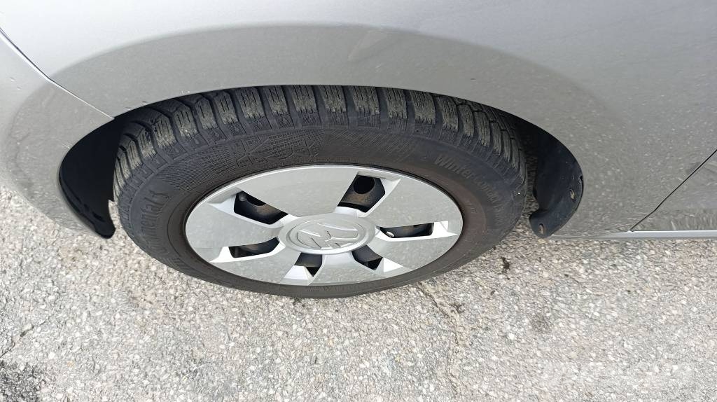 Volkswagen Club UPi 1.0, aus 1. Hand, Klima, PDC, HU neu Avtomobili