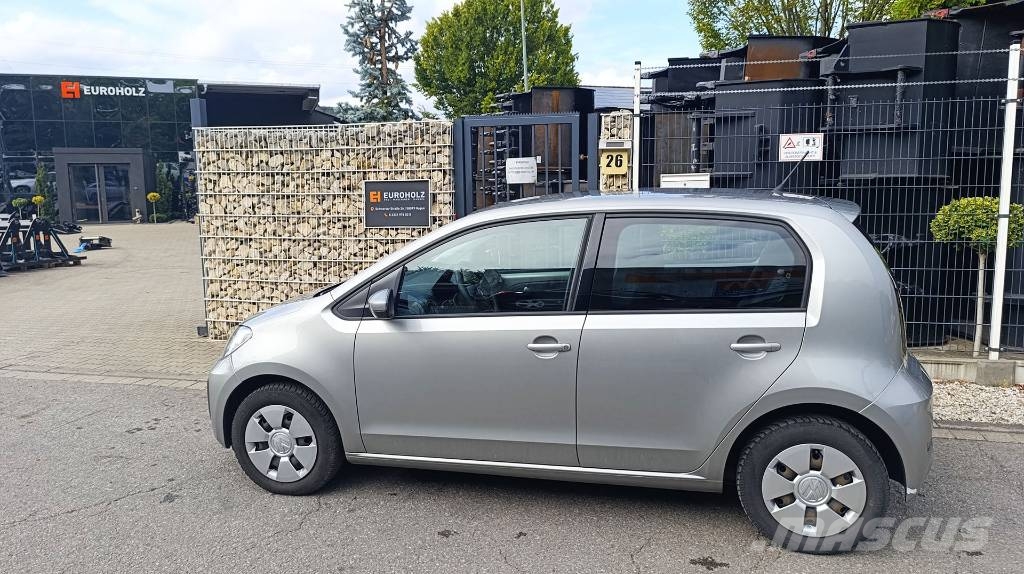 Volkswagen Club UPi 1.0, aus 1. Hand, Klima, PDC, HU neu Avtomobili