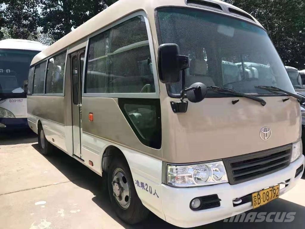 Toyota Coaster Bus 迷你巴士