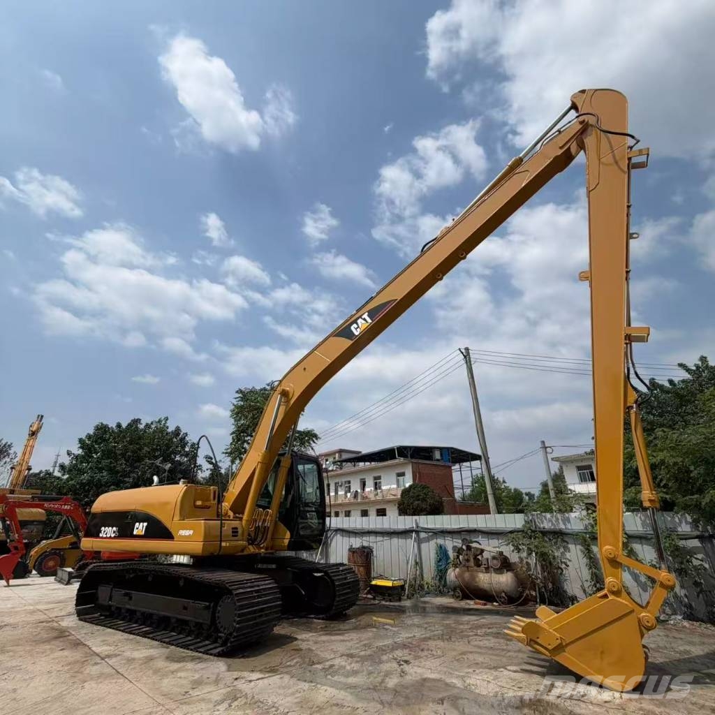 CAT 320 C L 履带挖掘机
