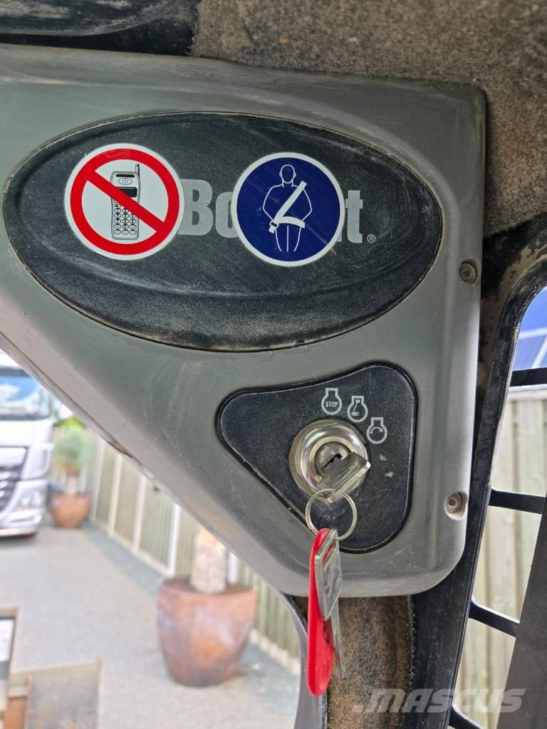 Bobcat S 130 Φορτωτάκια