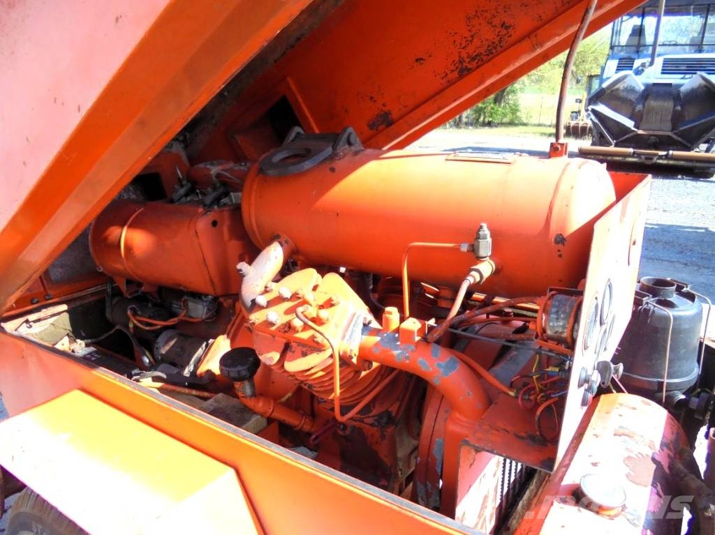 Demag SD 25 F Compressors
