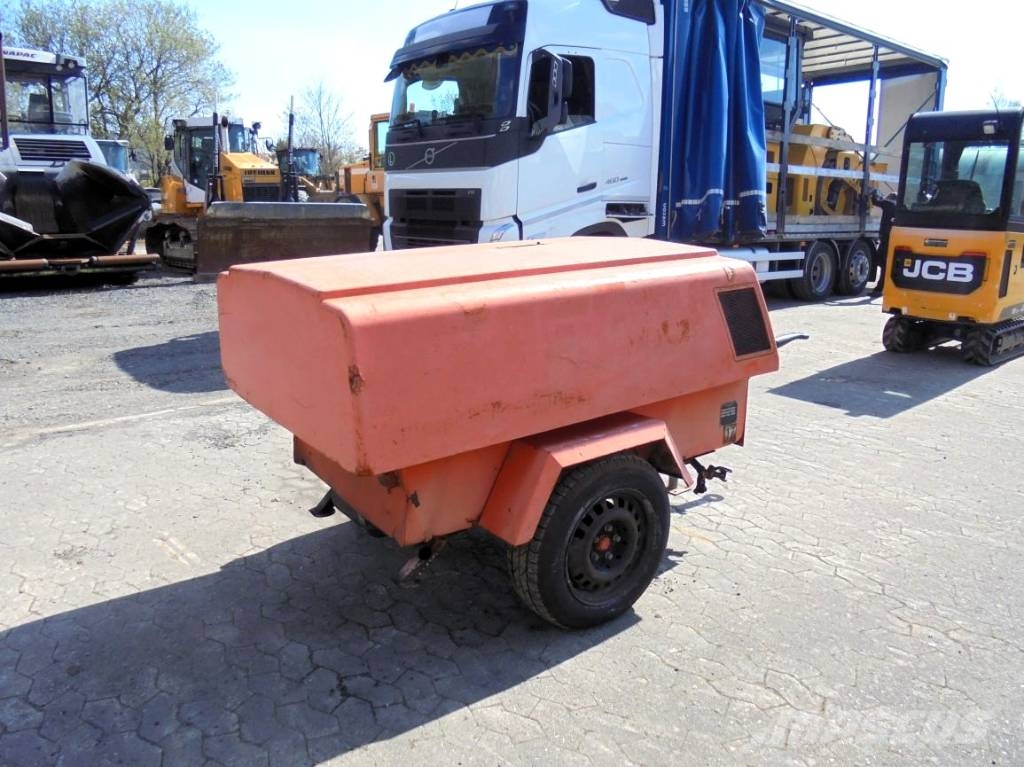 Demag SD 25 F Compressors