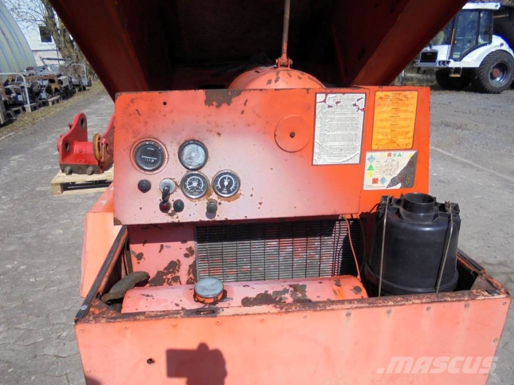 Demag SD 25 F Compressors