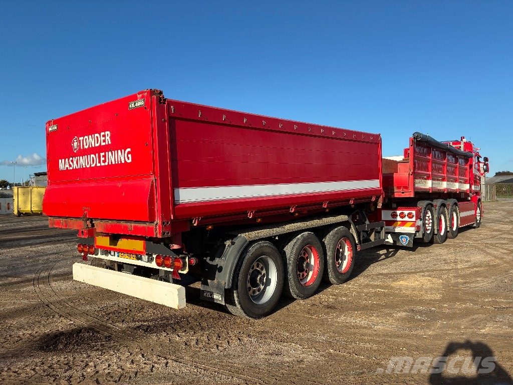 Scania R 580 8x4 Rol kiper kamioni s kukama za dizanje