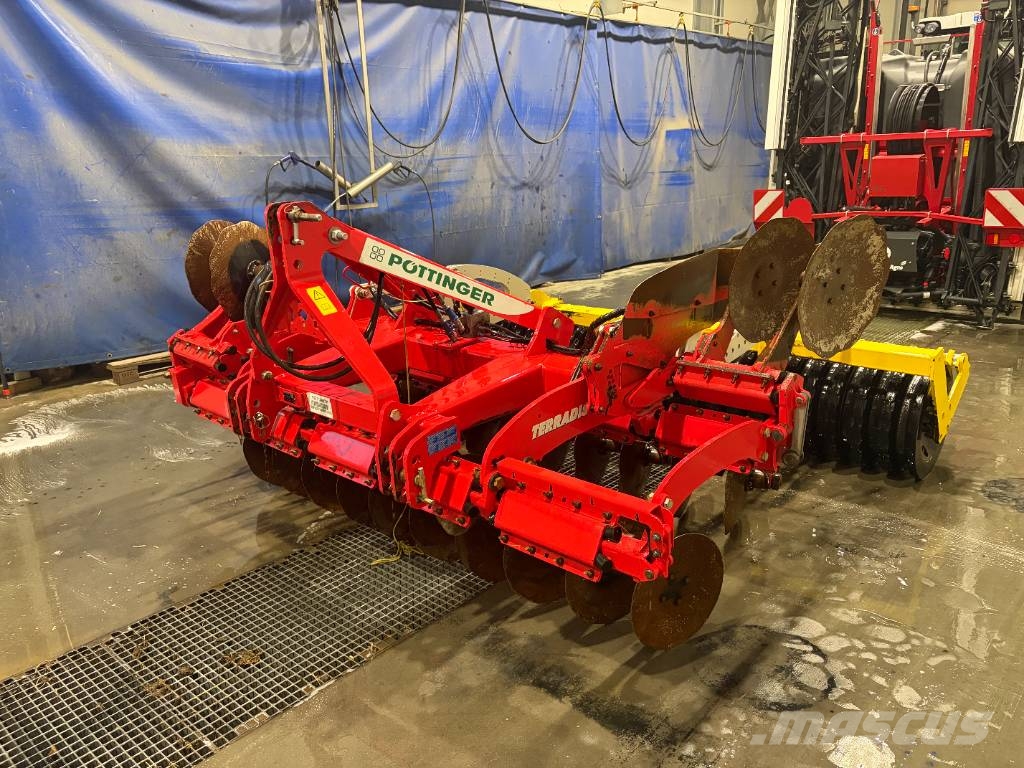 Pöttinger TerraDisc 3001 Tanierové brány