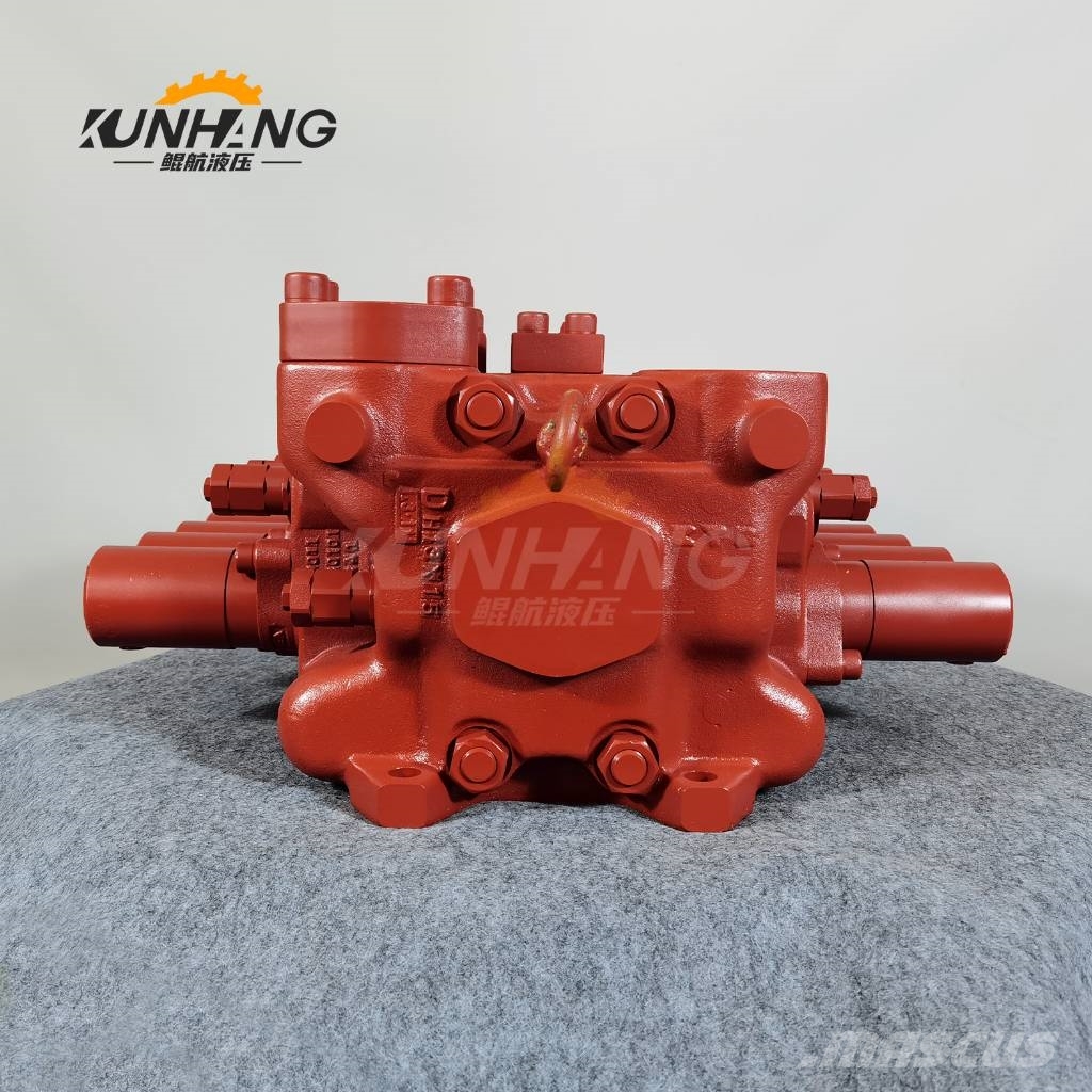 Hitachi EX2500-5 EX2500-6 Main Control Valve Assy 4450218 Menjalnik