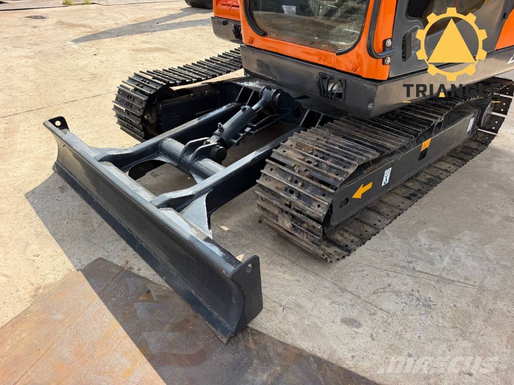 Doosan DX 75 Vikšriniai ekskavatoriai