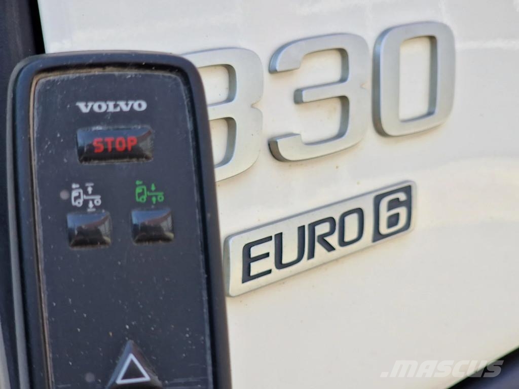 Volvo FMX 330 6x2*4 - Skiploader Laxo - Euro 6 - Steerin Camiones portacubetas