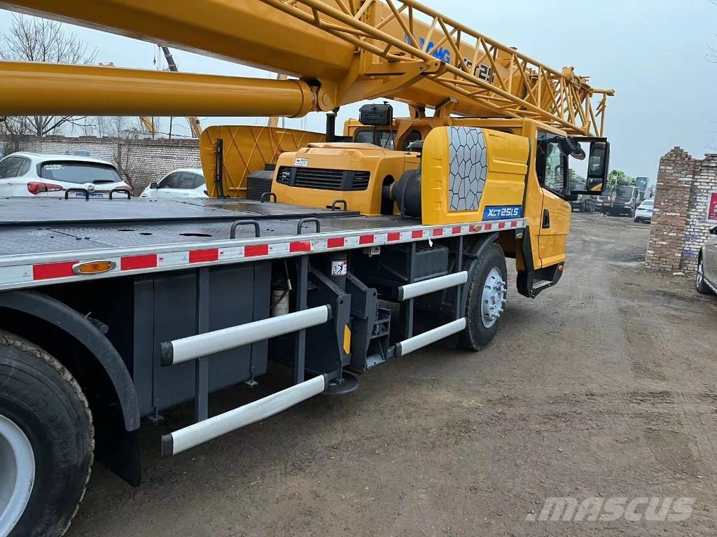 XCMG XCT 25 Всъдеходни кранове