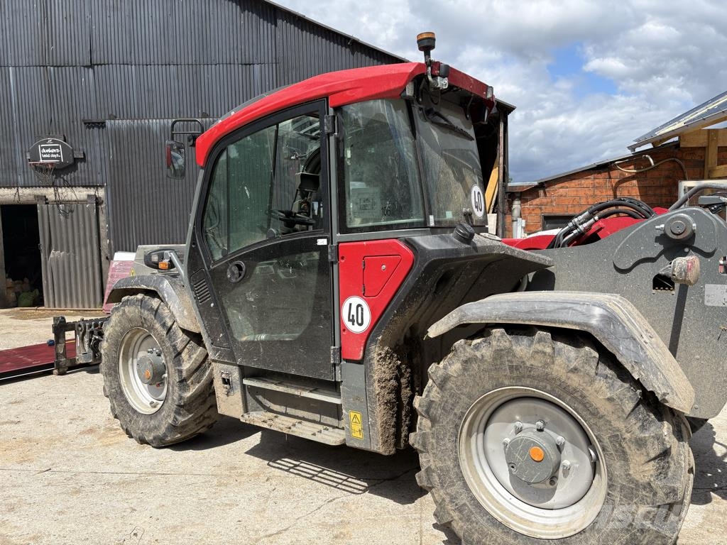 Weidemann T7035 農業用伸縮臂裝載機