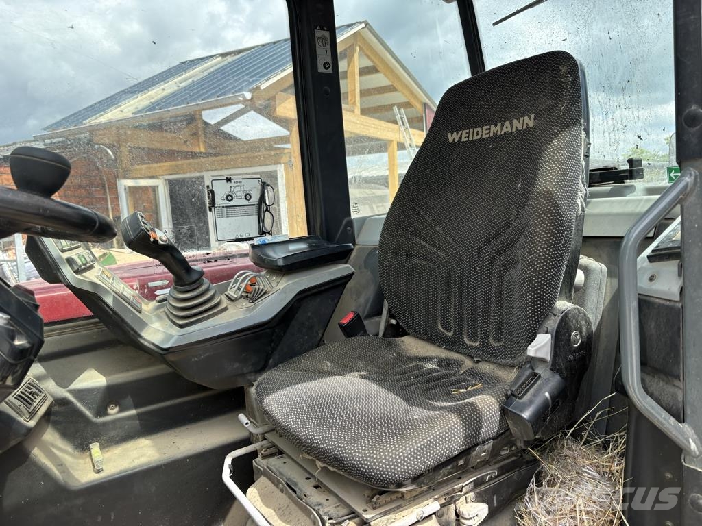 Weidemann T7035 Verreikers voor landbouw