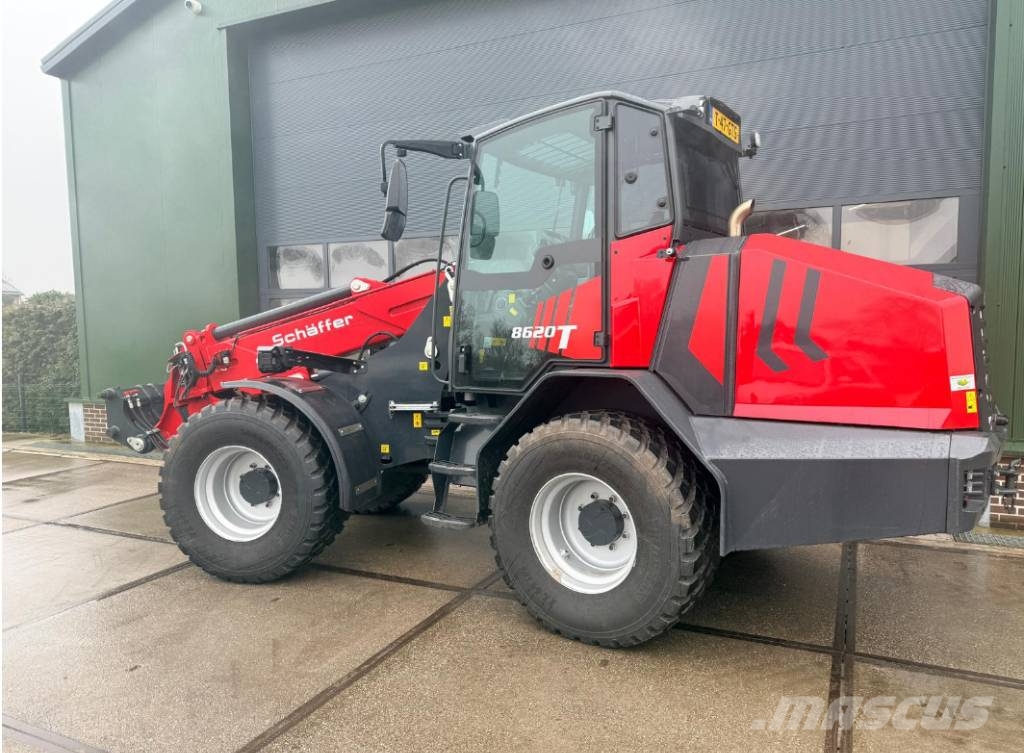 Schäffer 8620 T-3 Čelné nakladače a rýpadlá