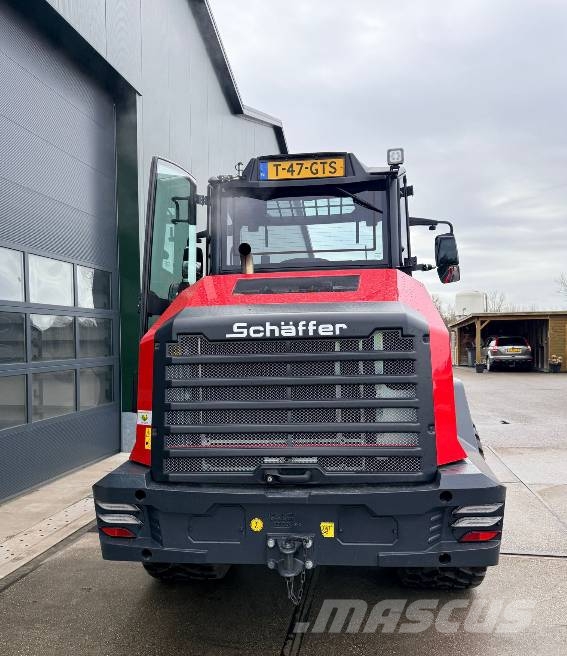 Schäffer 8620 T-3 Čelné nakladače a rýpadlá