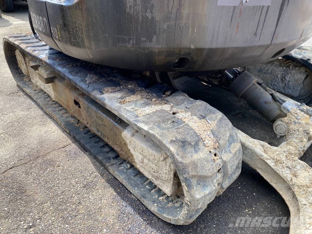 Volvo ECR88D / 1er Main Certificat CE endommagée Середні екскаватори 7т. - 12т.