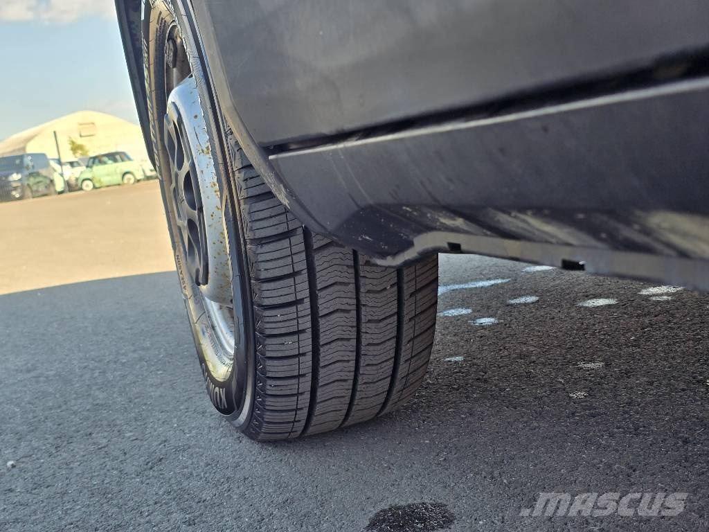 Iveco 35S 15 Plataformas aéreas montadas em caminhão