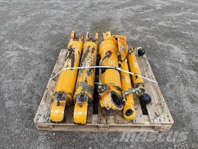 Liebherr l 580 HYDRAULIC CYLINDER USED COMPLET Hüdraulika
