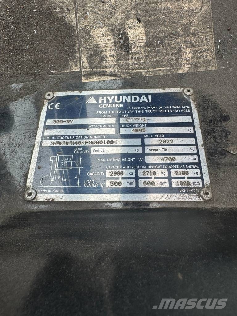Hyundai 30 D Dieseltrukit